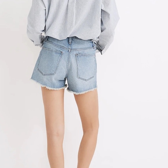 Madewell The Perfect Jean Short in Balsam Wash: TENCEL™ Denim Edition Size 26 - Picture 3 of 11